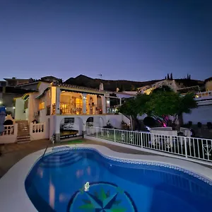 villa-tony-benalmdena.hotelsinnerja.org/